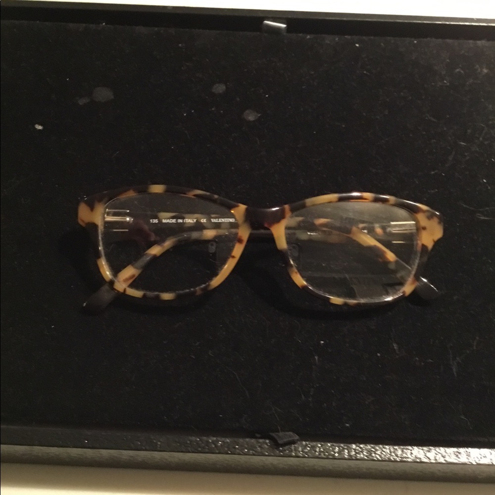 NWOT Valentino women’s plastic eyeglasses